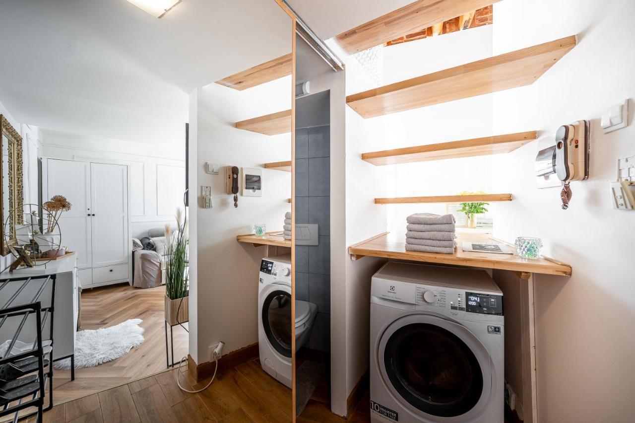 Hlavna Loft Apartment コシツェ エクステリア 写真